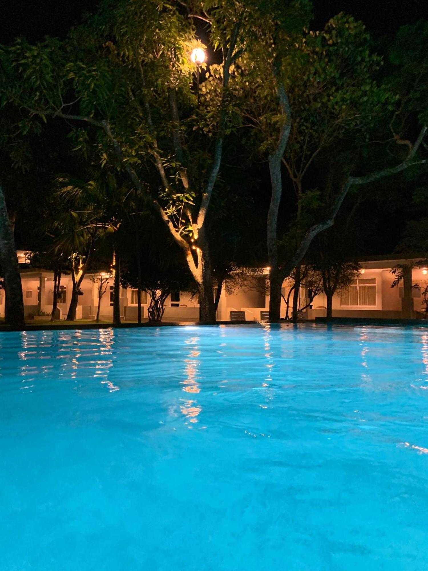 Paradise Bay Beruwala Extérieur photo